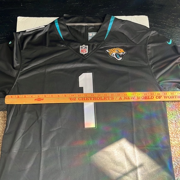 Jacksonville Jaguars Travis Etienne Jr Football Jersey Black Blue Men’s Size XL - Picture 6 of 8